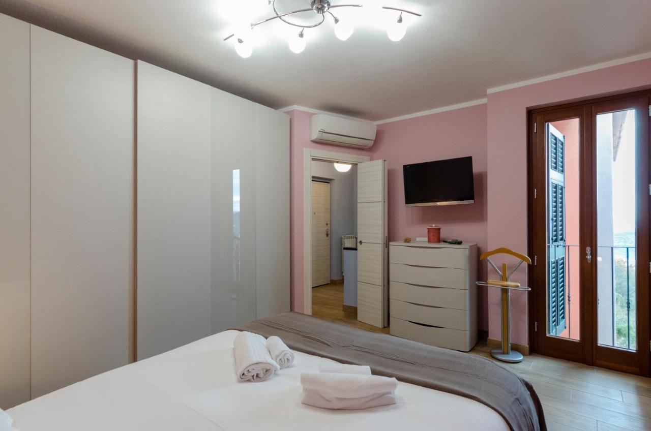 Altido Splendid Flat With Terrace & Magnificent View Daire Breccanecca Dış mekan fotoğraf